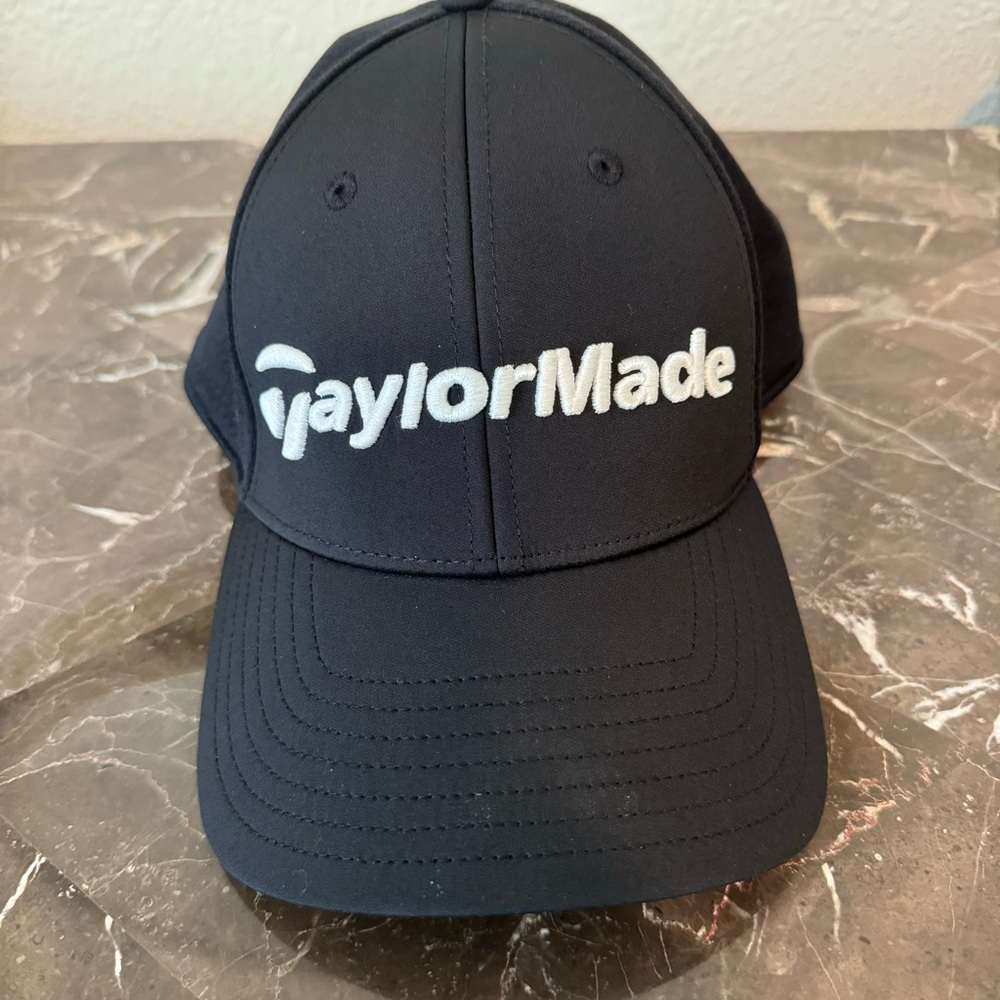 TaylorMade A-flex Fitted Hat - Black - Large/X-large‎
